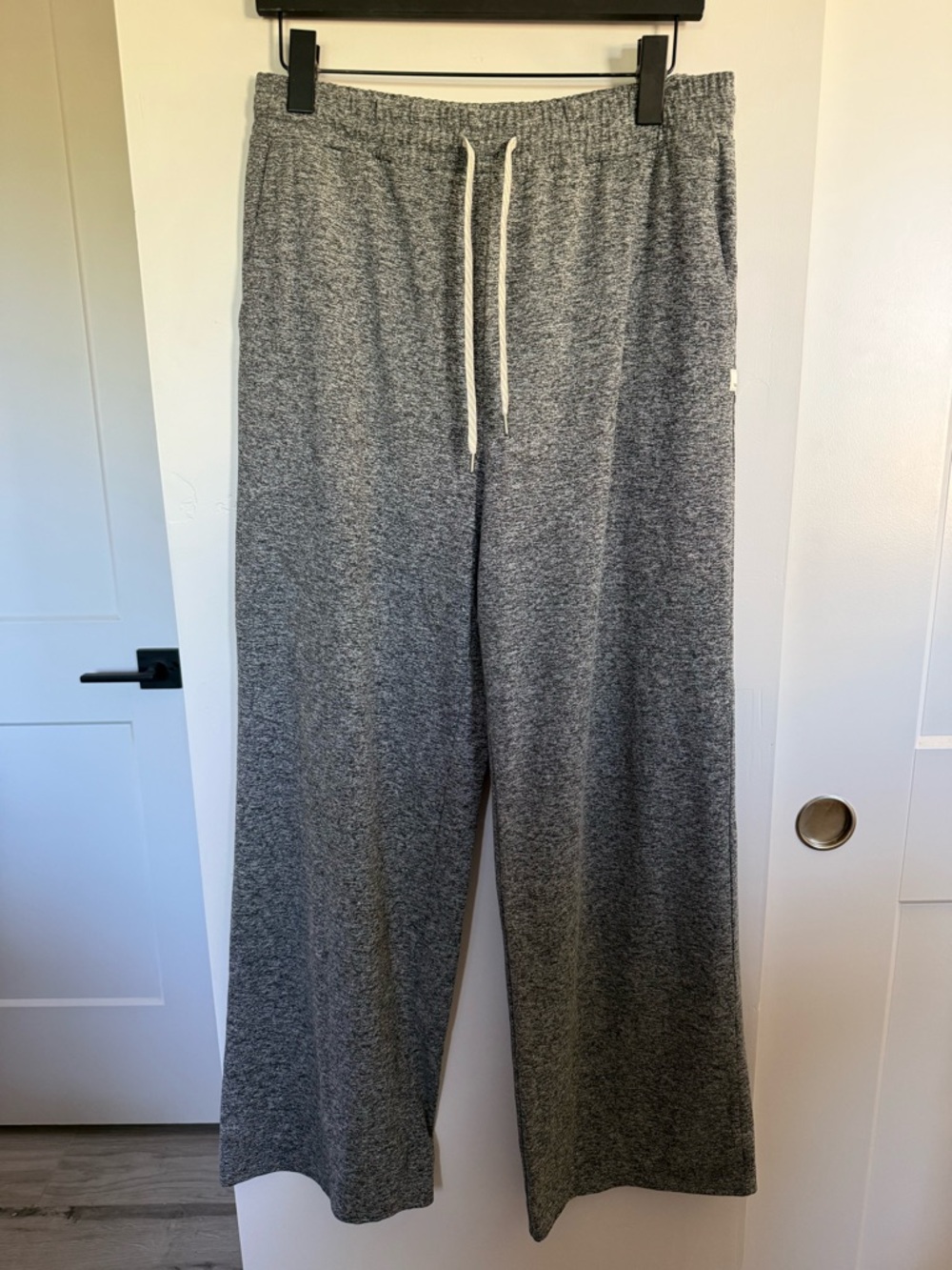 Vuori Halo Essential Wideleg Pant Size Large
